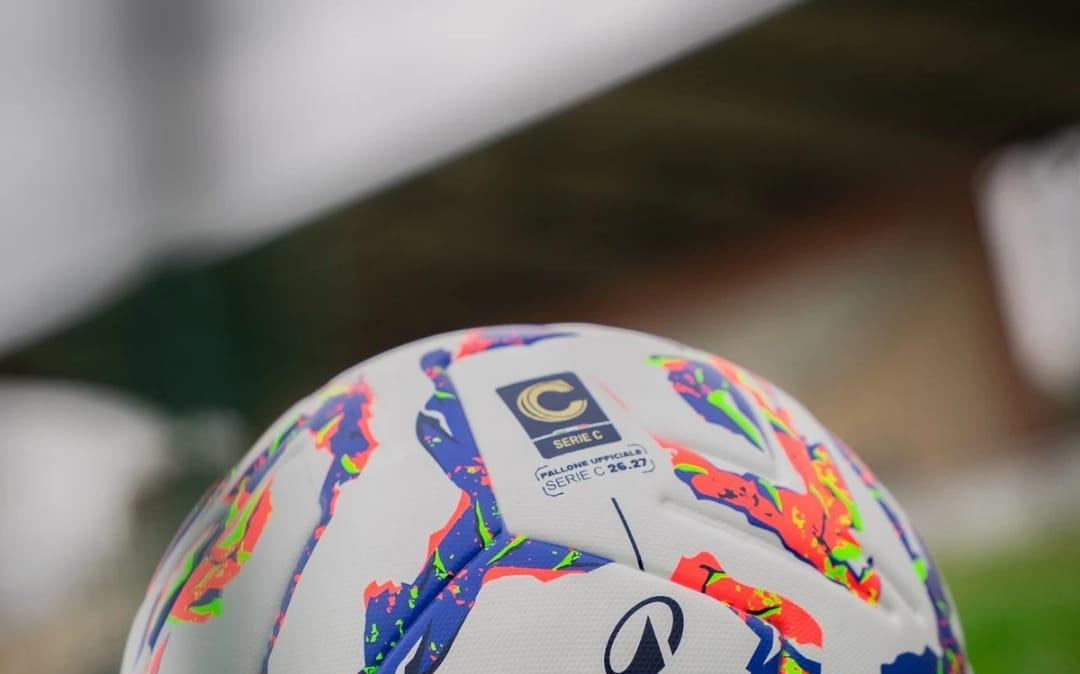 Serie C: svelato il pallone ufficiale 2026-2027